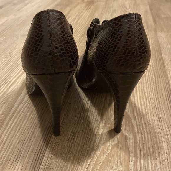 Sam Edelman Whitely Snakeskin Booties - Picture 5 of 12